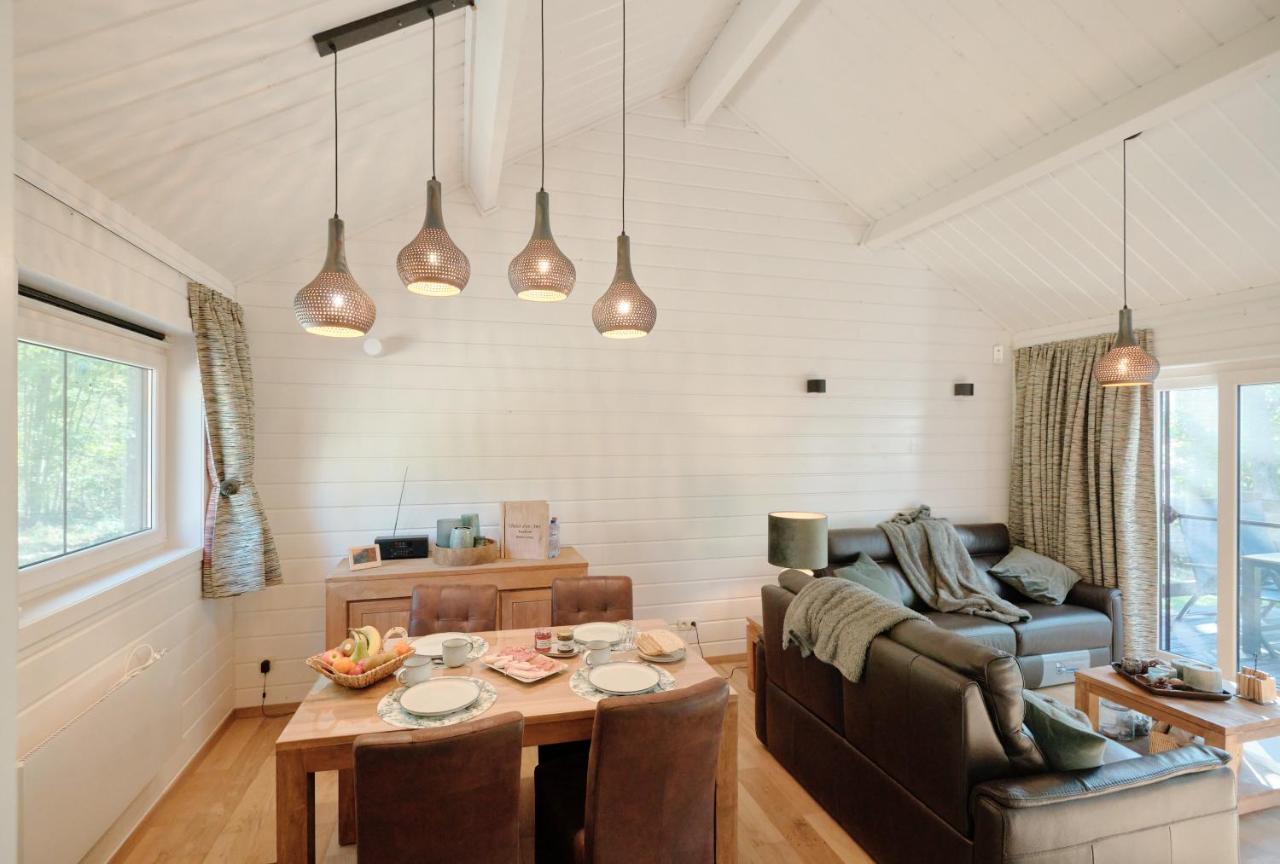 Chalet D'Un Ami Somme-Leuze Luaran gambar